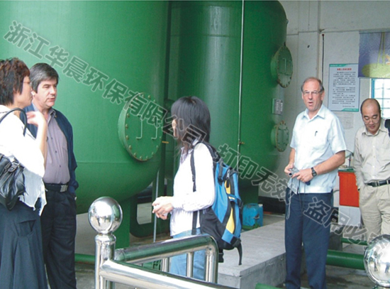 国外客户考察一体化净水器