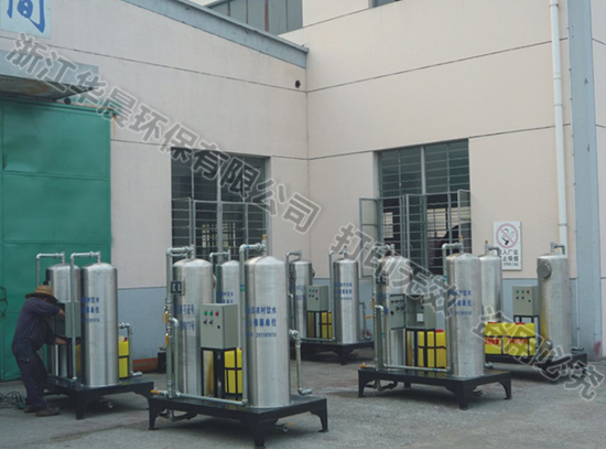 雅安地震抗震救灾净水器